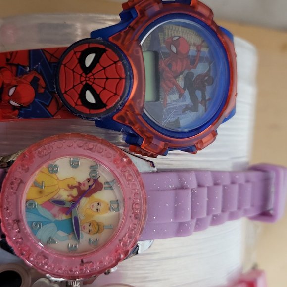 Watch Lot Plastic Novelty Fashion Characters No Batteries Untested Parts Only - Picture 8 of 8